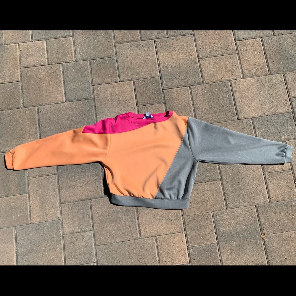 Joylab tri-color cropped sweatshirt M